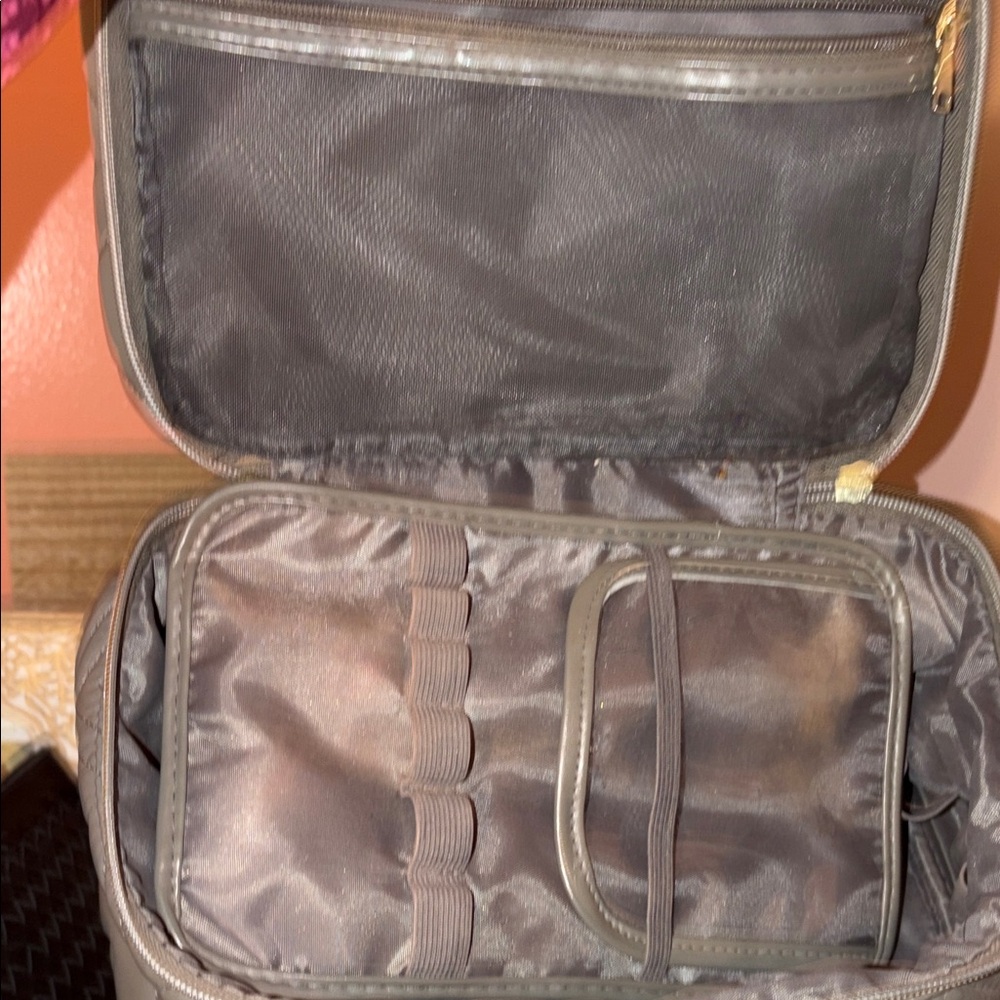 Tartan + Twine Quilted Gray Cosmetic Bag - Picture 5 of 7